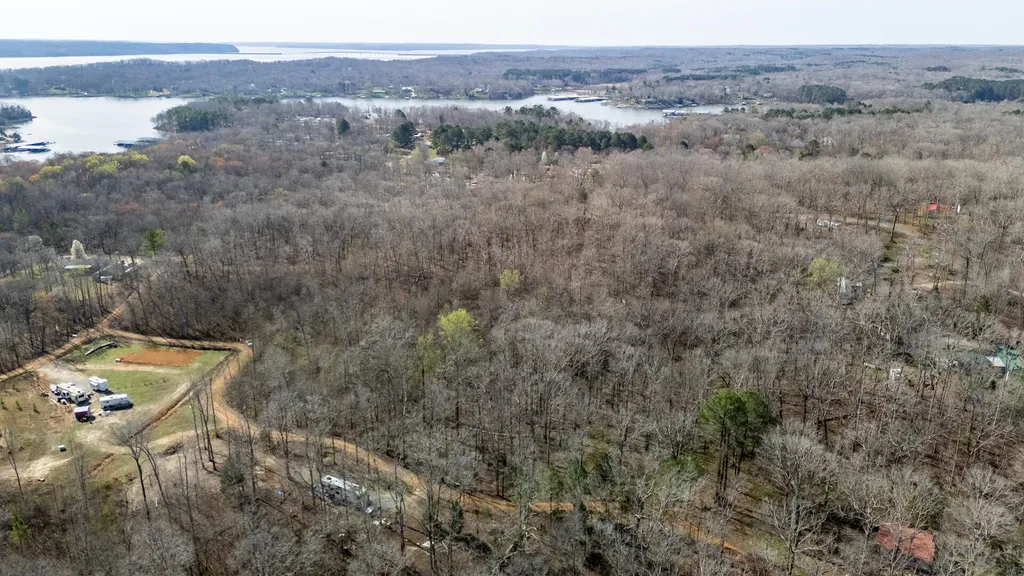 000 Mcclain Drive New Concord KY 42076