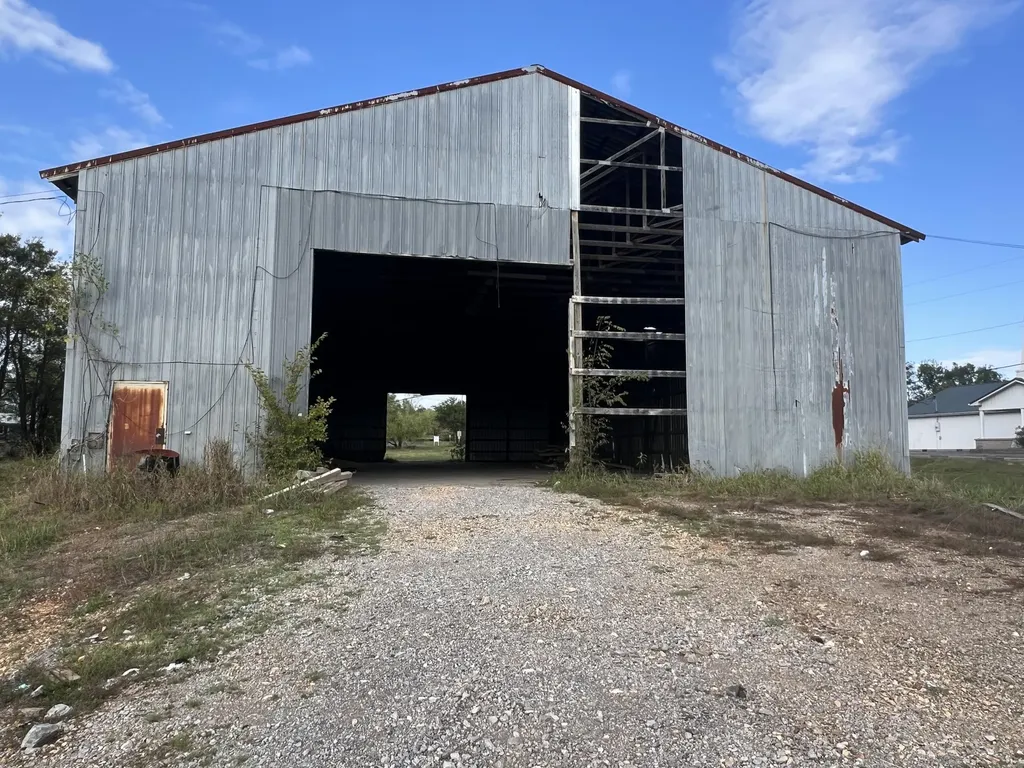 141 Cerulean Road Cadiz KY 42211