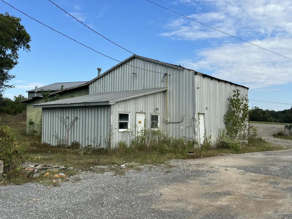 141 Cerulean Road Cadiz KY 42211