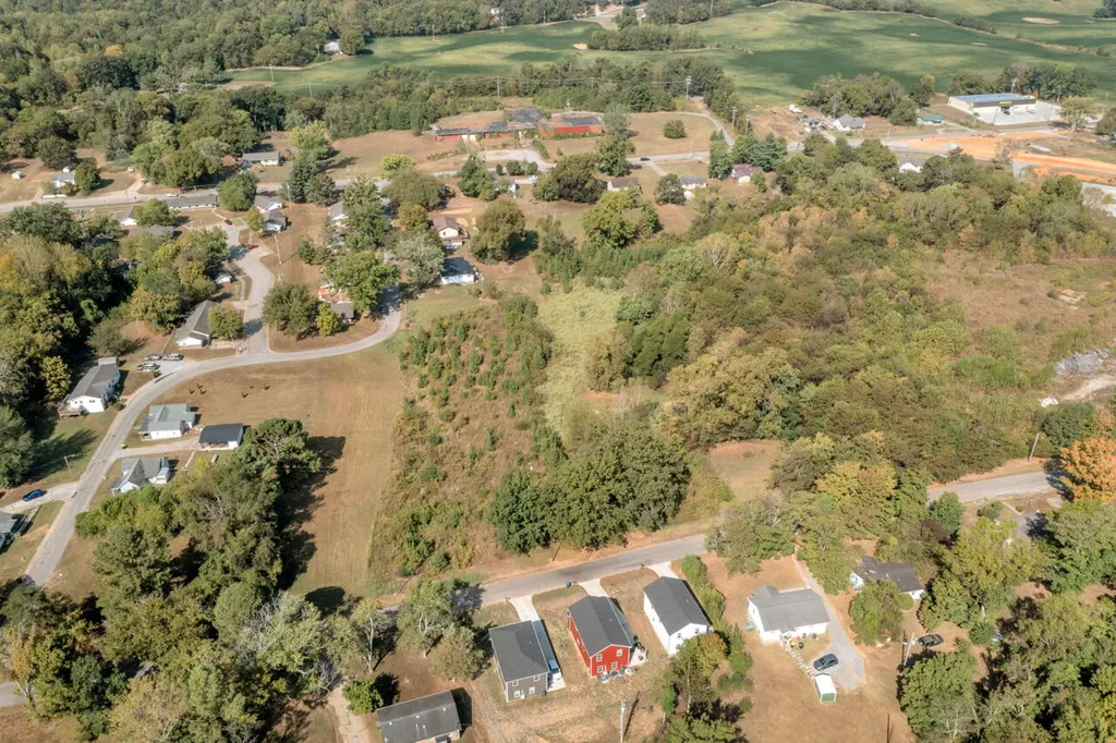 141 Cerulean Road Cadiz KY 42211