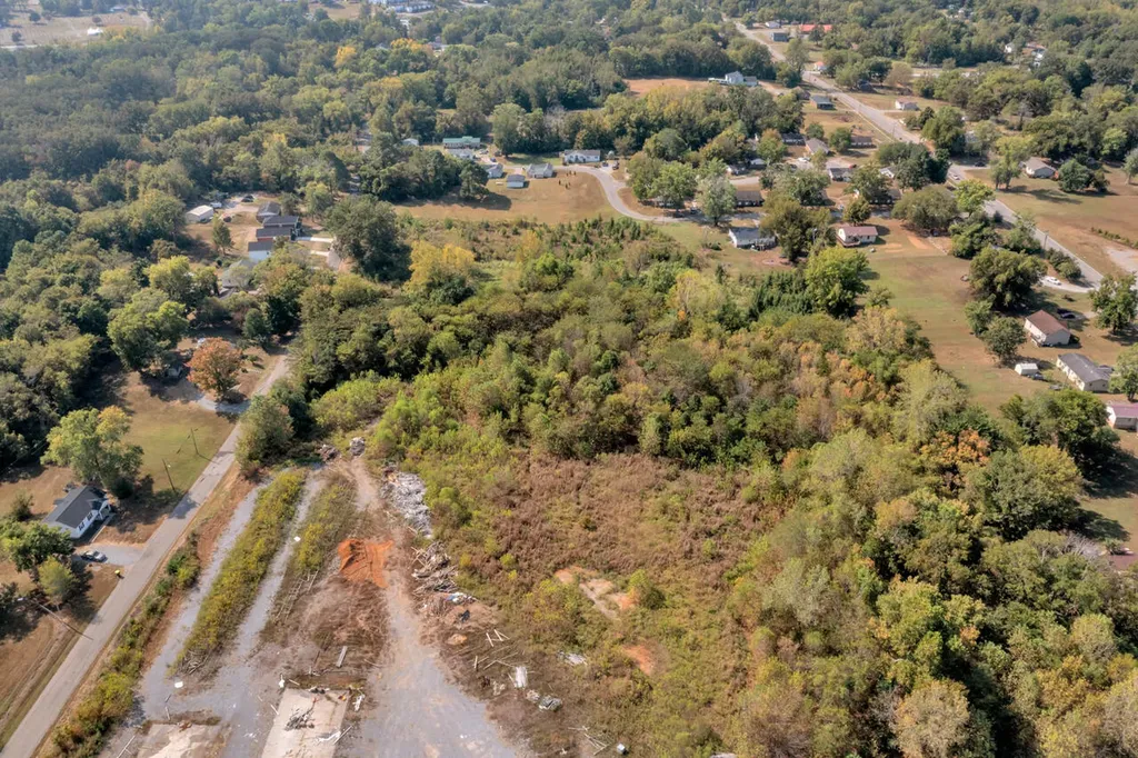 141 Cerulean Road Cadiz KY 42211