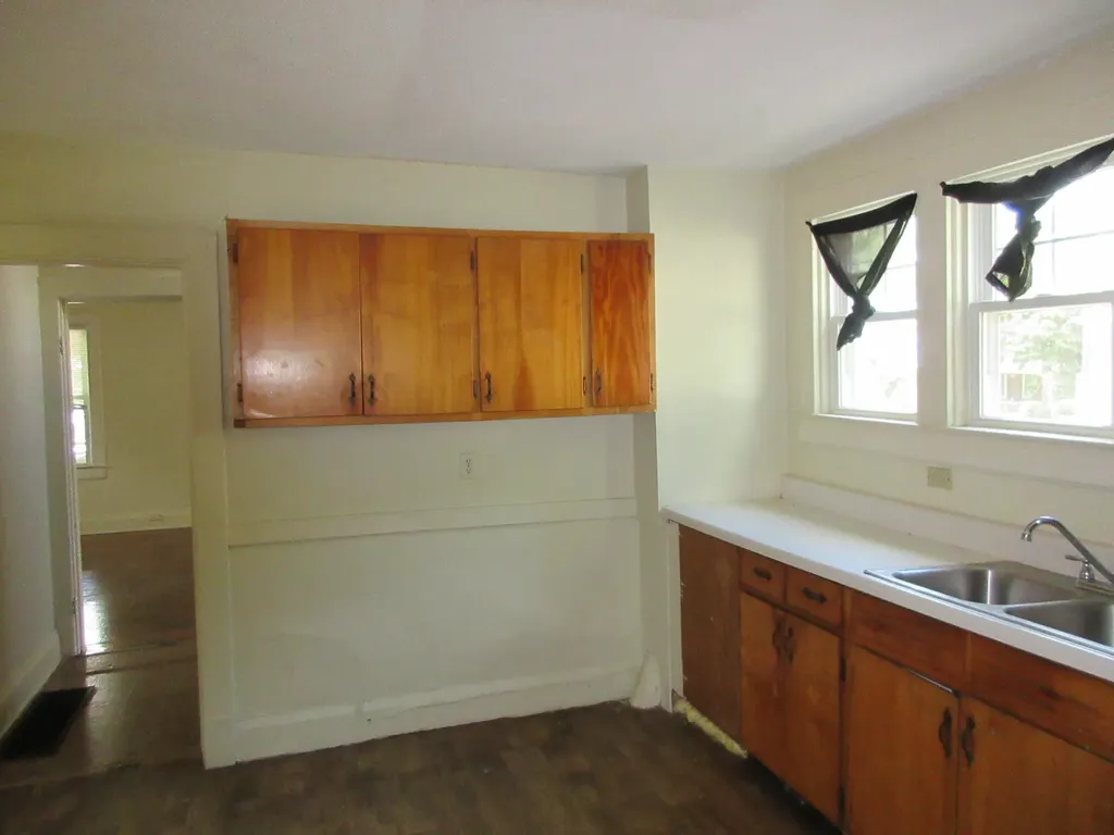 65 Fitch Avenue Winchester KY 40391