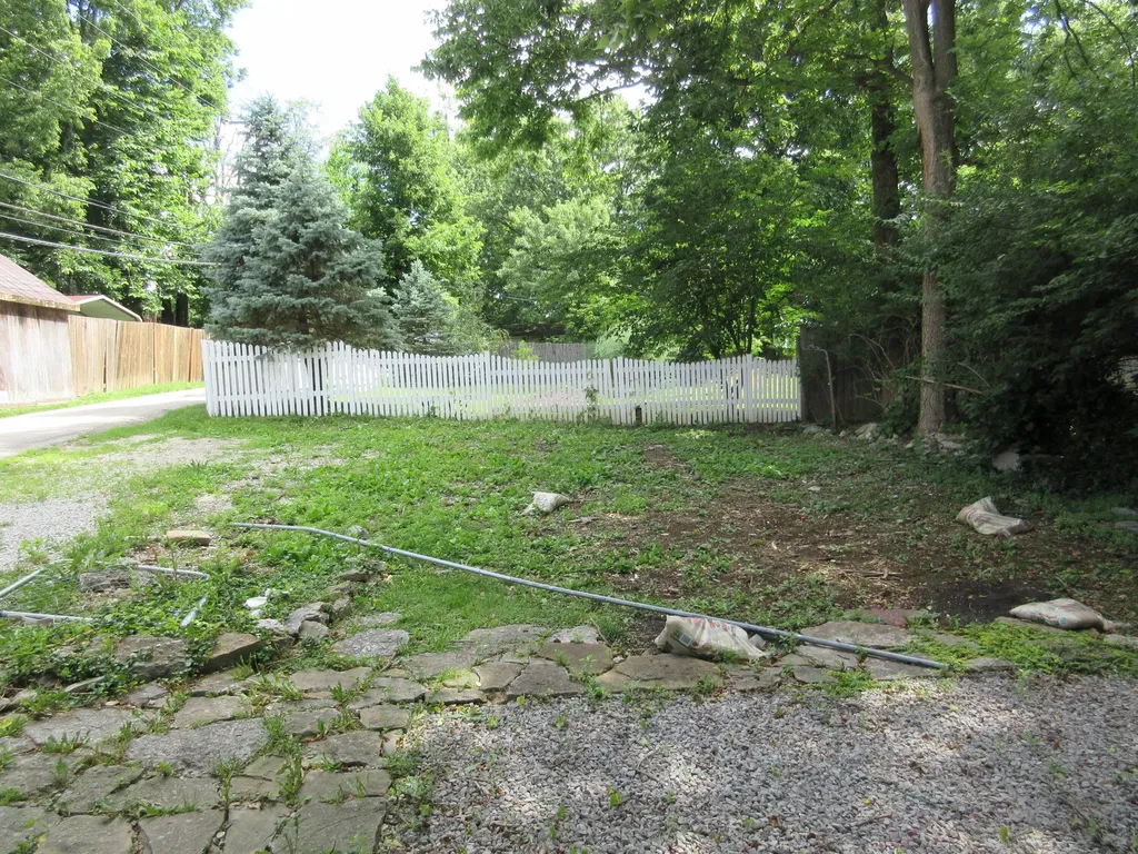 65 Fitch Avenue Winchester KY 40391