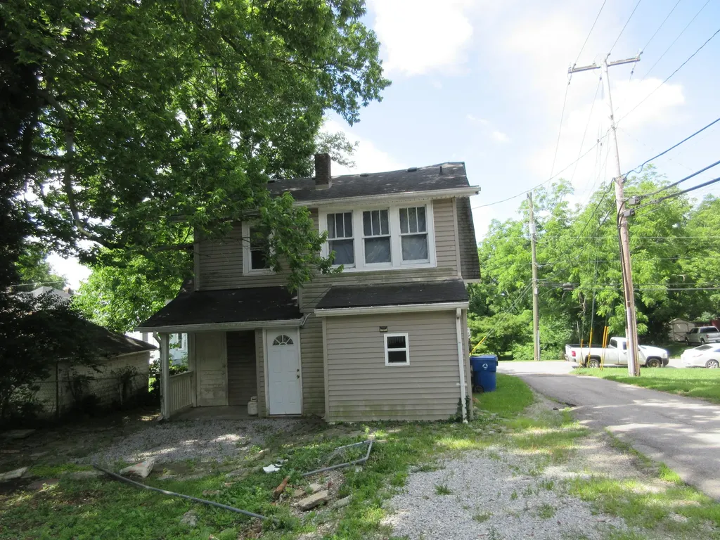 65 Fitch Avenue Winchester KY 40391
