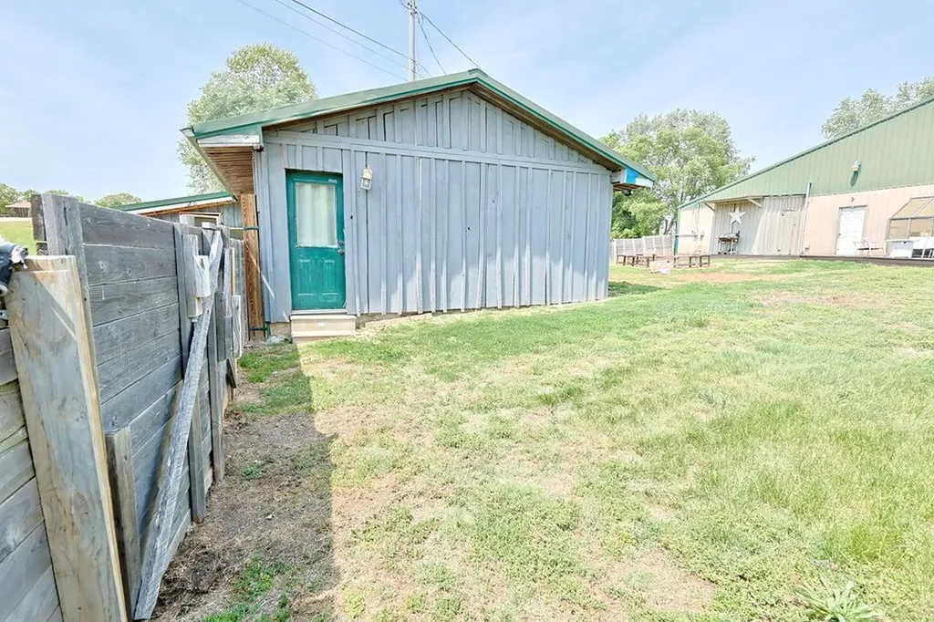 582 Cerulean Road Cadiz KY 42211