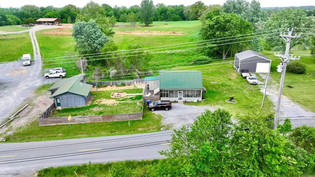 582 Cerulean Road Cadiz KY 42211
