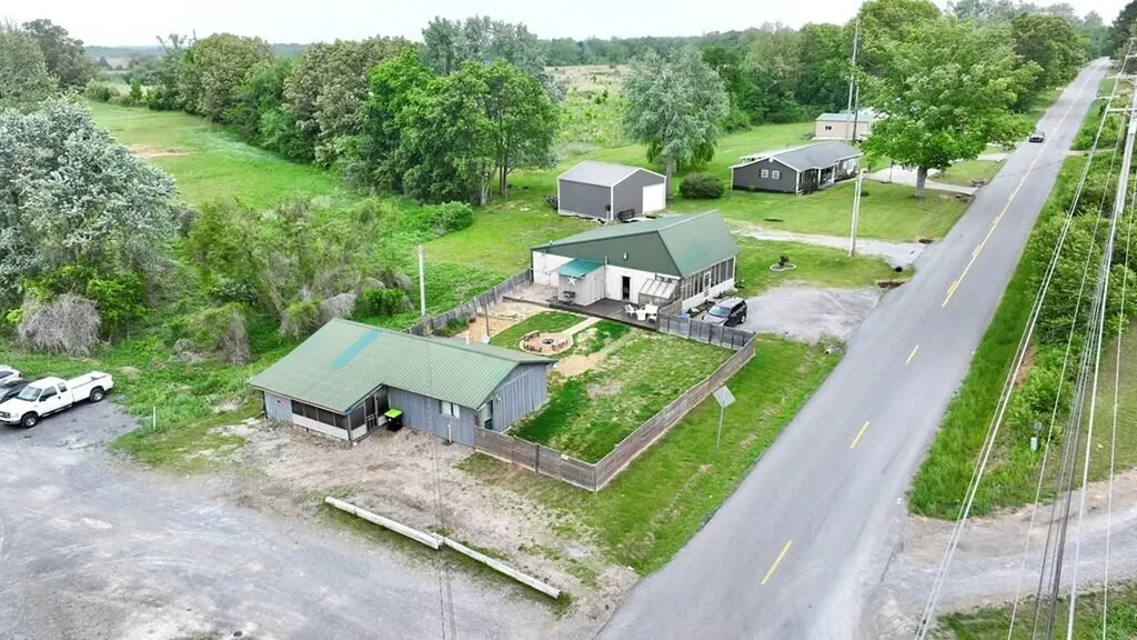 582 Cerulean Road Cadiz KY 42211