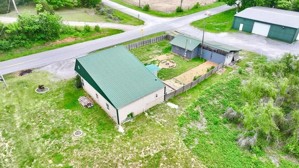 582 Cerulean Road Cadiz KY 42211