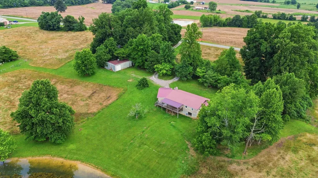 1015 Kentucky 70 Eubank KY 42567