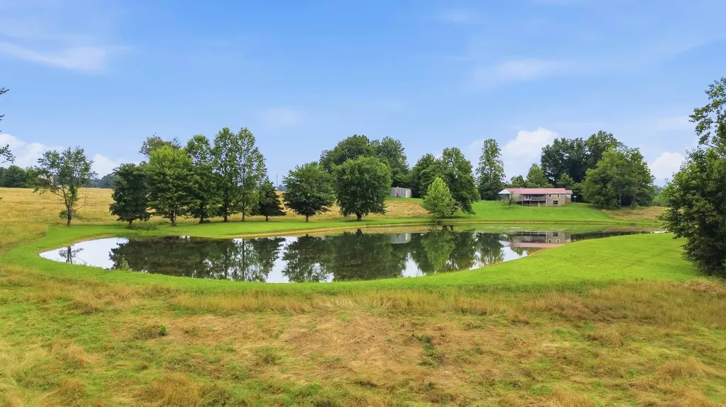 1015 Kentucky 70 Eubank KY 42567