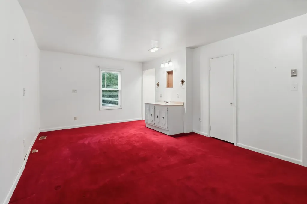 1015 Kentucky 70 Eubank KY 42567