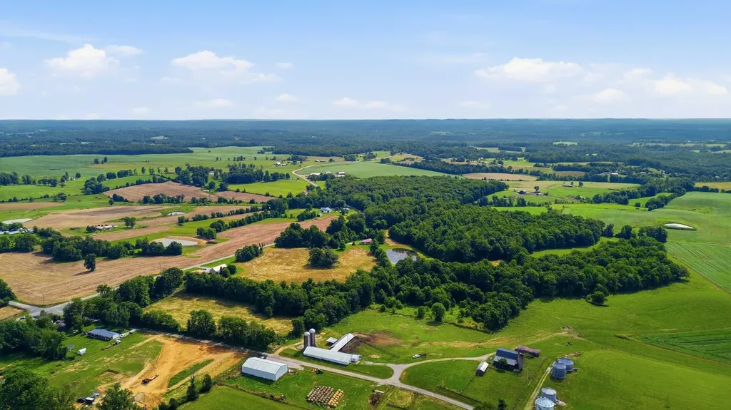 1015 Kentucky 70 Eubank KY 42567