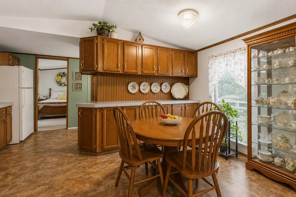1015 Kentucky 70 Eubank KY 42567