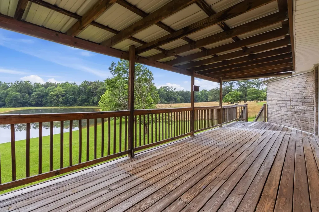 1015 Kentucky 70 Eubank KY 42567