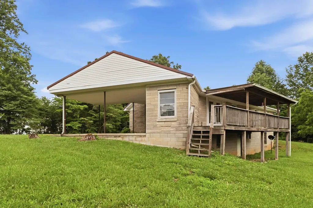 1015 Kentucky 70 Eubank KY 42567