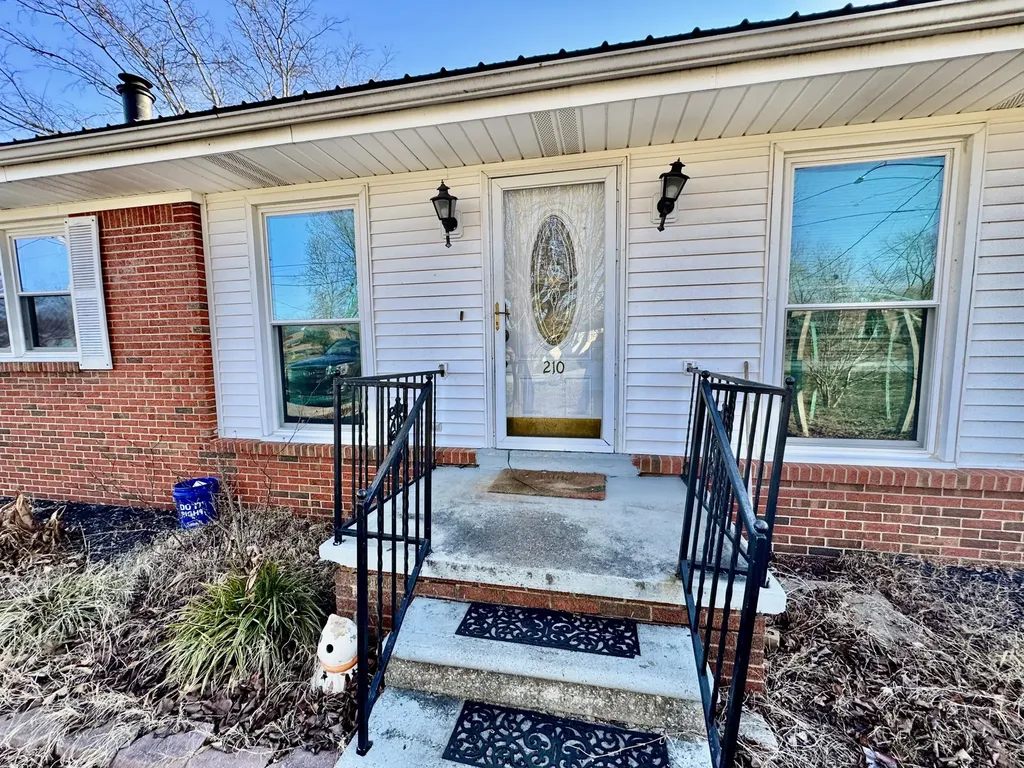 210 Magnolia Drive Hopkinsville KY 42240