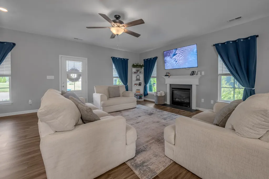 117 Canewood Center Drive Georgetown KY 40324