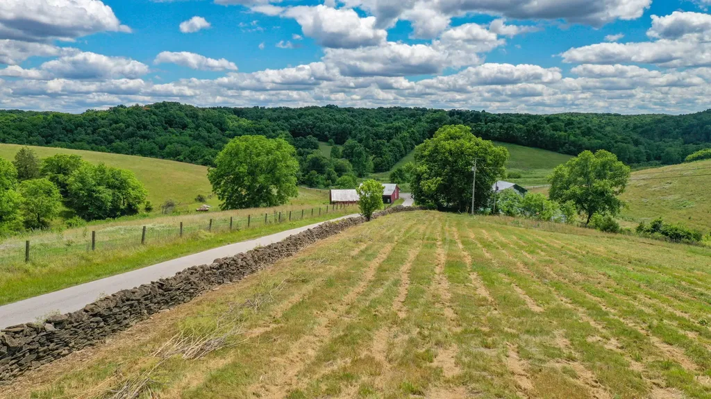 359 Ky Highway 1284 Berry KY 41003