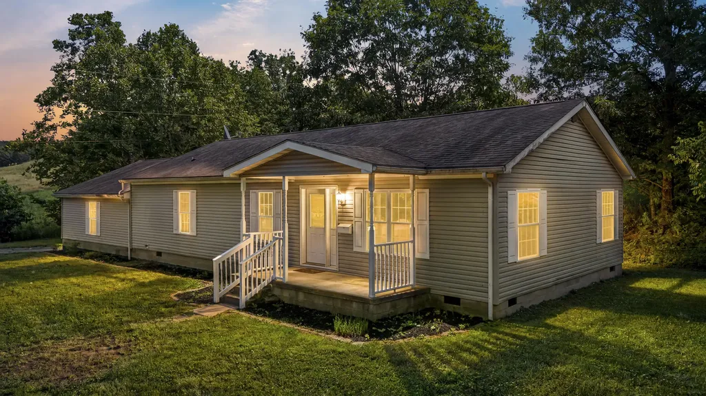 323 Saltwell Road Owingsville KY 40360