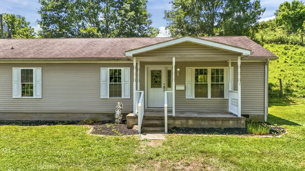 323 Saltwell Road Owingsville KY 40360