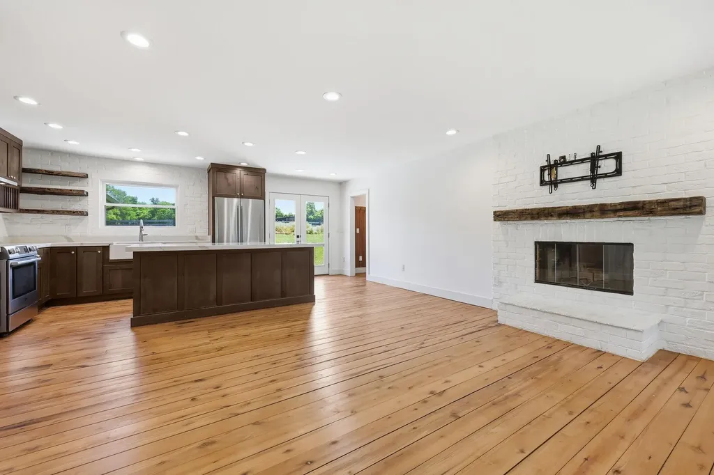 4988 Fords Mill Road Versailles KY 40383