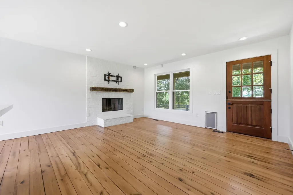 4988 Fords Mill Road Versailles KY 40383