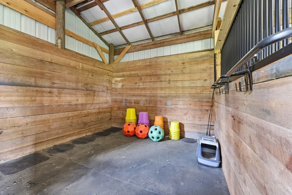 4988 Fords Mill Road Versailles KY 40383
