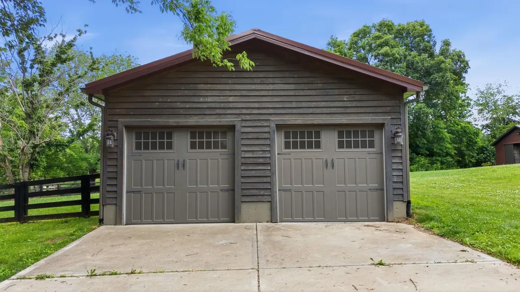 4988 Fords Mill Road Versailles KY 40383