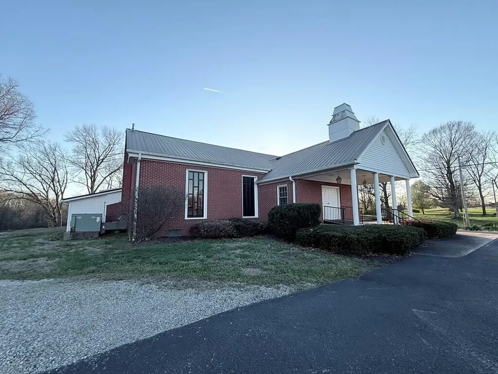 10926 10926 Lafayette Road Herndon KY 42236