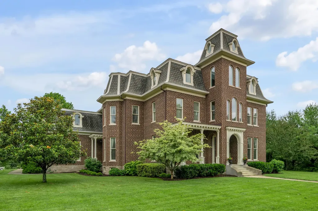 601 W Brannon Road Nicholasville KY 40356