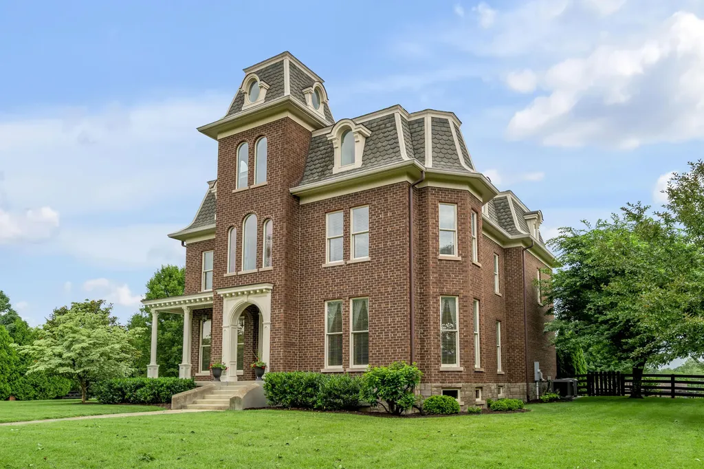 601 W Brannon Road Nicholasville KY 40356