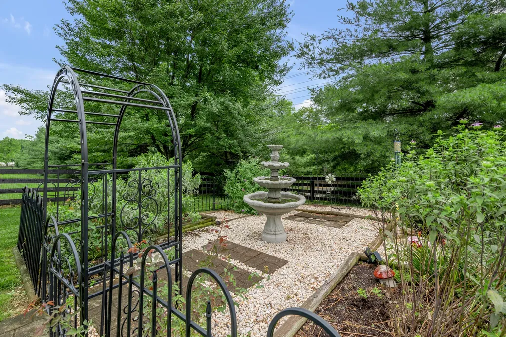 601 W Brannon Road Nicholasville KY 40356