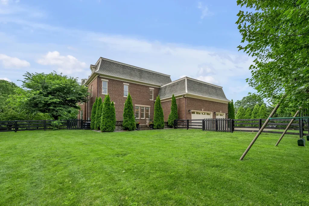 601 W Brannon Road Nicholasville KY 40356