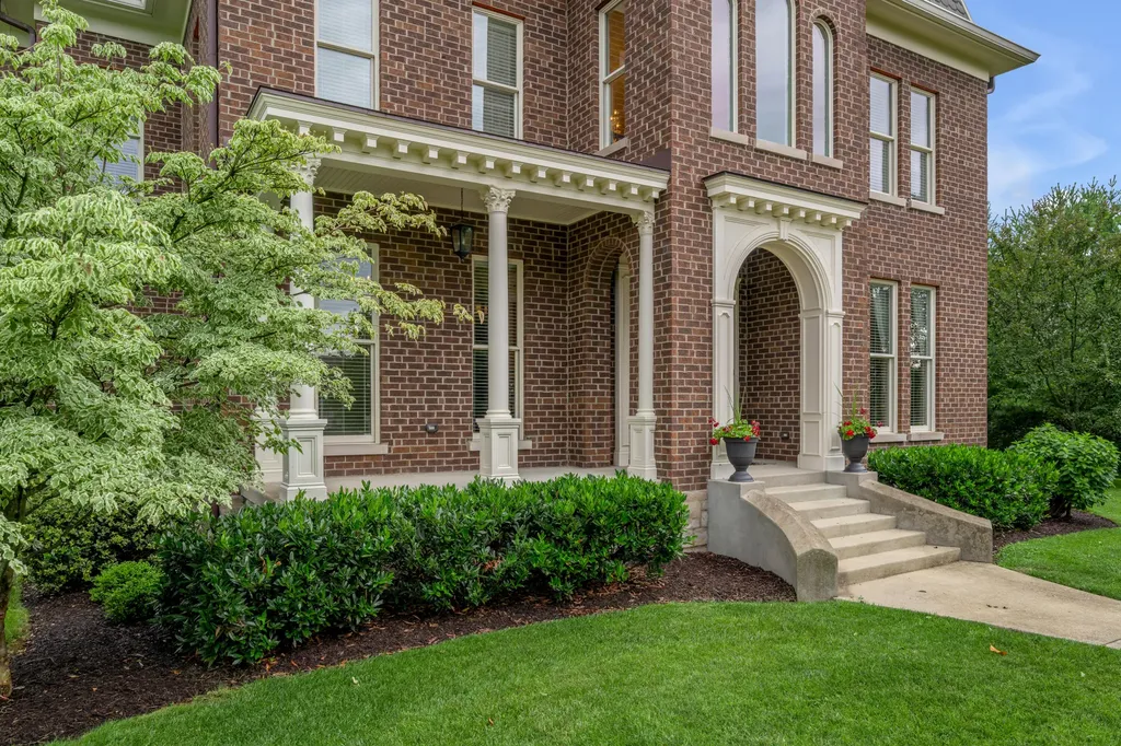 601 W Brannon Road Nicholasville KY 40356