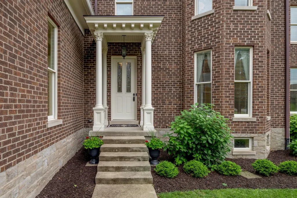 601 W Brannon Road Nicholasville KY 40356