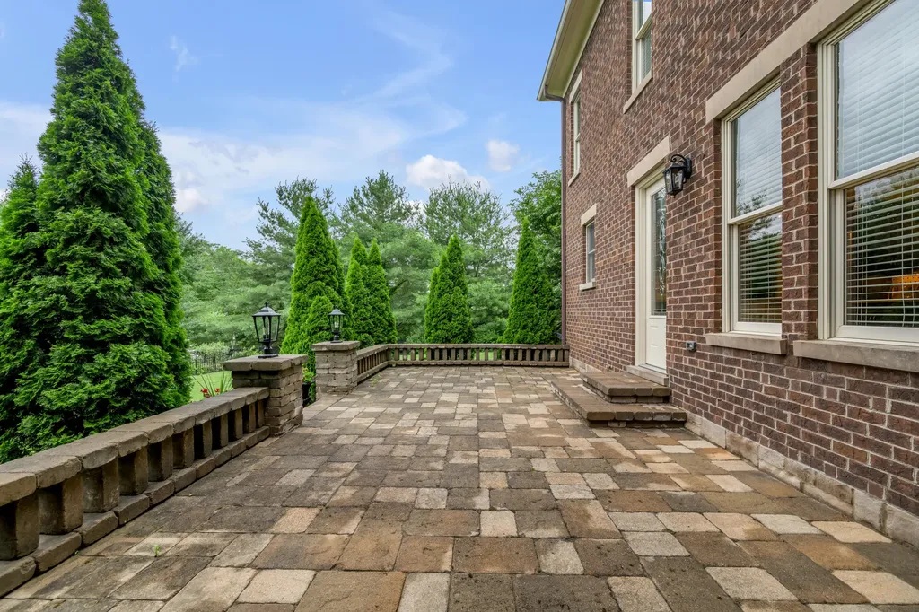 601 W Brannon Road Nicholasville KY 40356