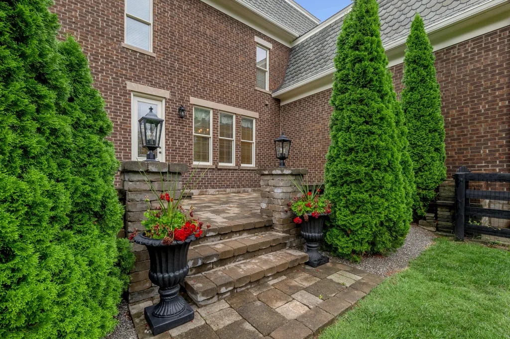 601 W Brannon Road Nicholasville KY 40356