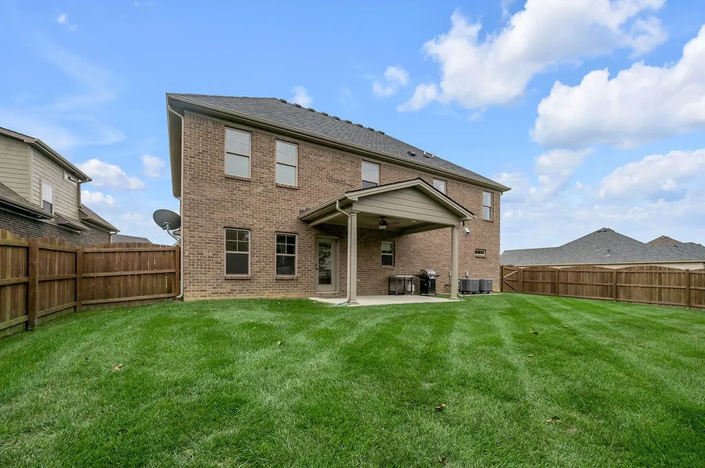 2680 Lucca Place Lexington KY 40509