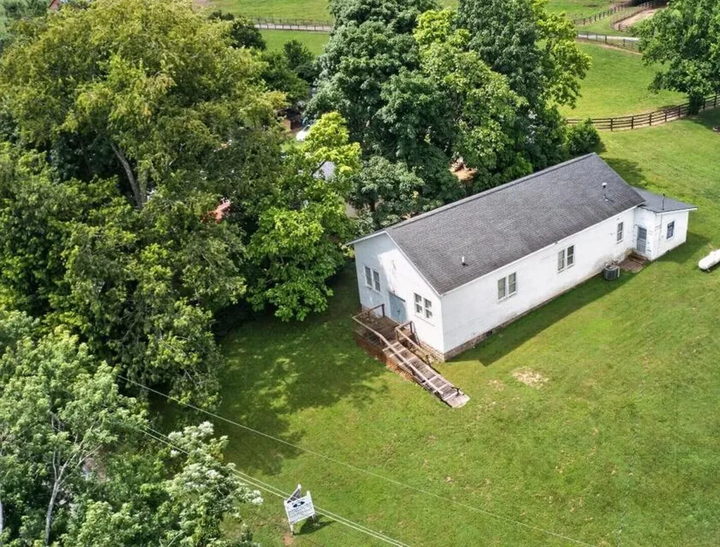3150 Waterworks Road Winchester KY 40391