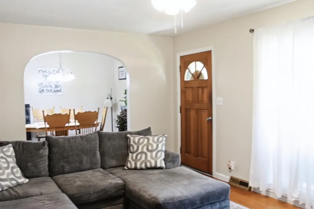 270 W Railroad Stanton KY 40380