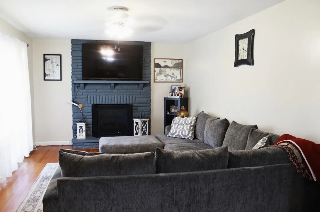 270 W Railroad Stanton KY 40380