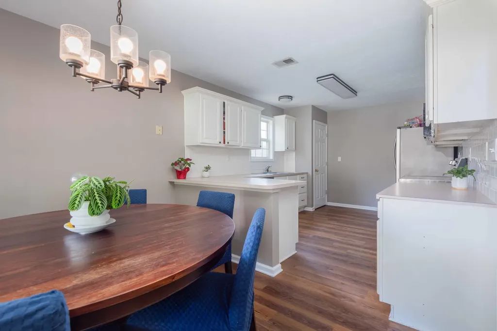 104 Cottage Garden Lane Midway KY 40347
