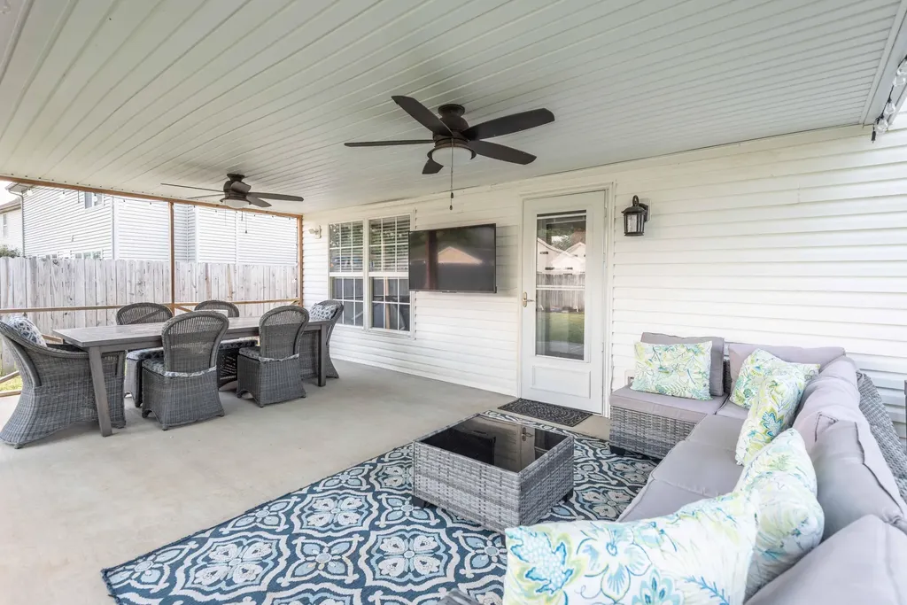 104 Cottage Garden Lane Midway KY 40347