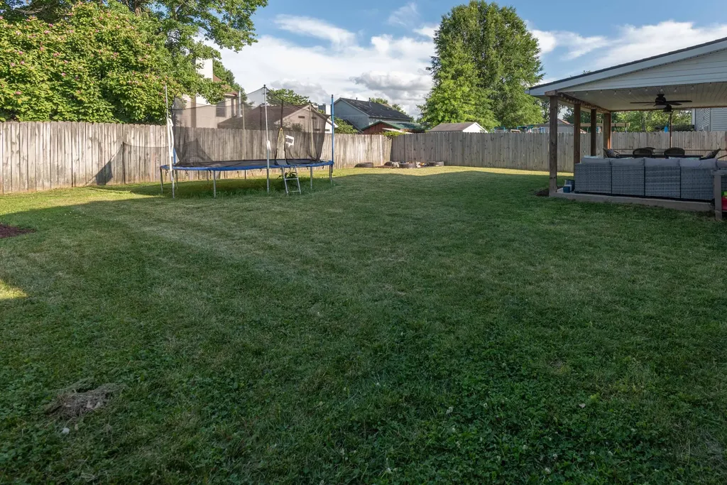 104 Cottage Garden Lane Midway KY 40347