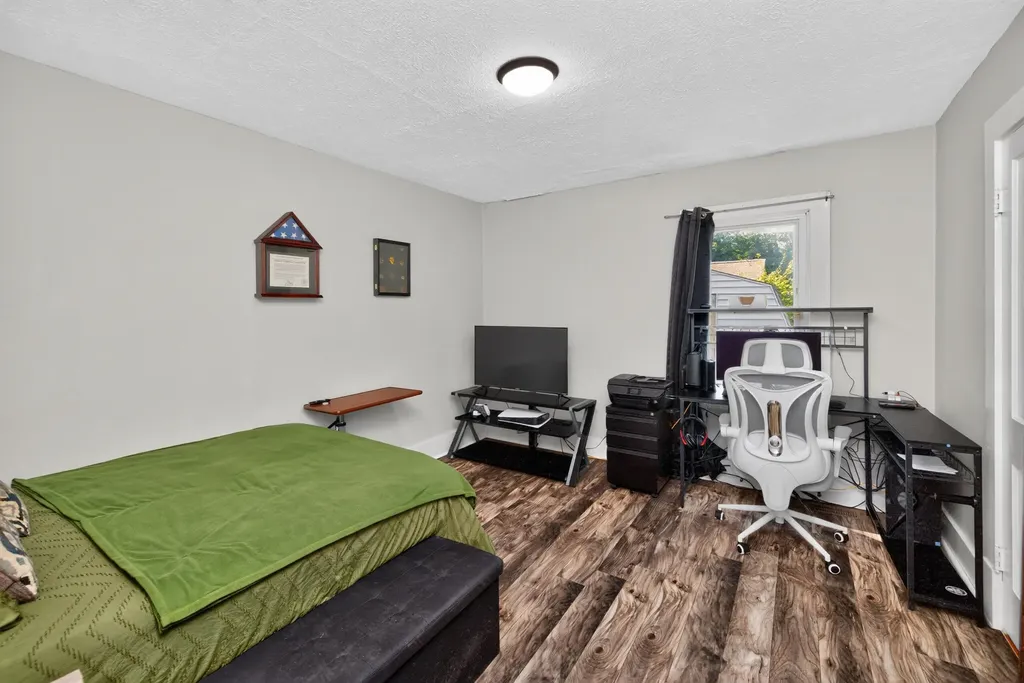 109 W Broadway Street Lawrenceburg KY 40342