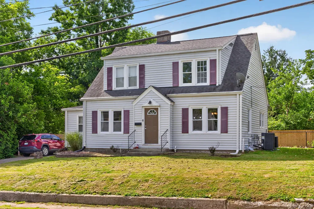 109 W Broadway Street Lawrenceburg KY 40342
