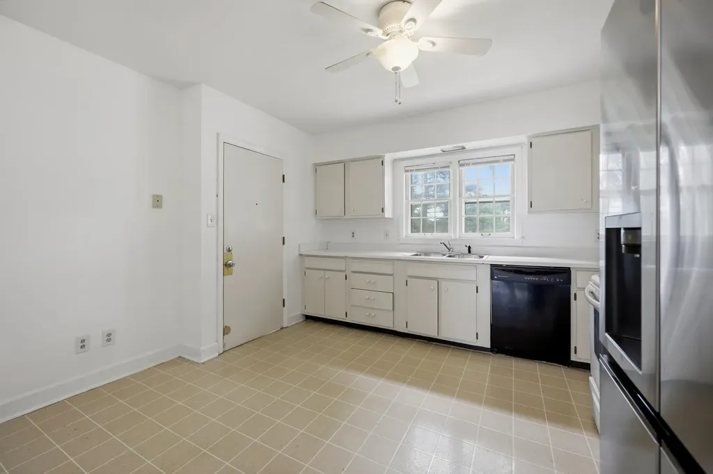 1911 Fontaine Road Lexington KY 40502