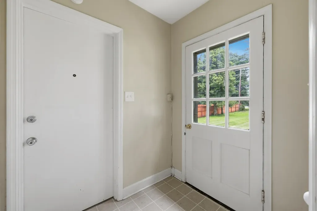 1911 Fontaine Road Lexington KY 40502