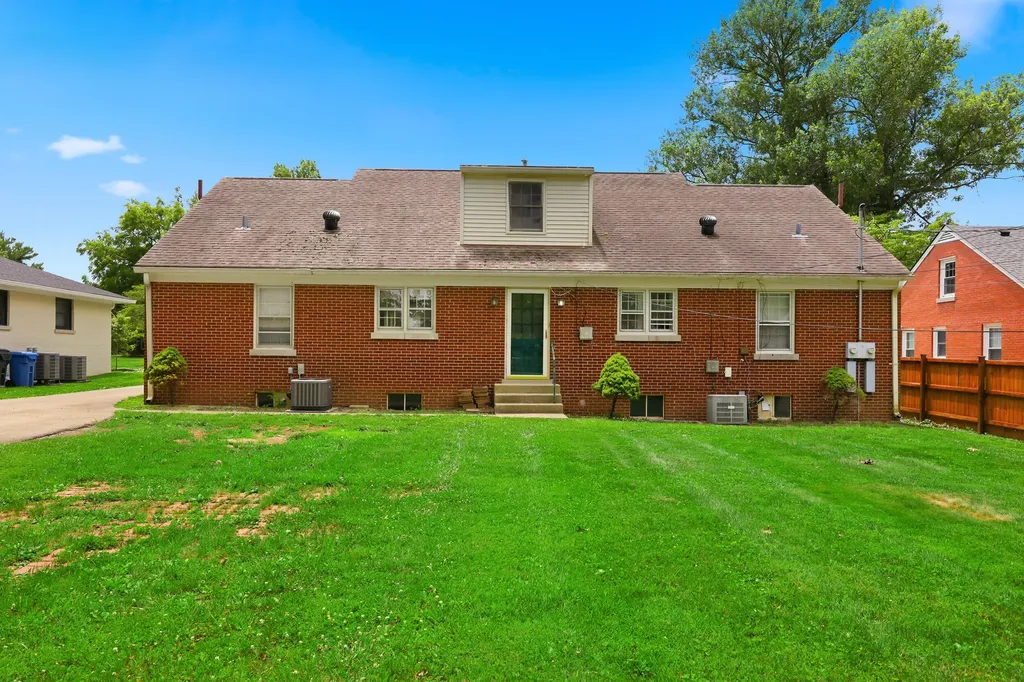 1911 Fontaine Road Lexington KY 40502
