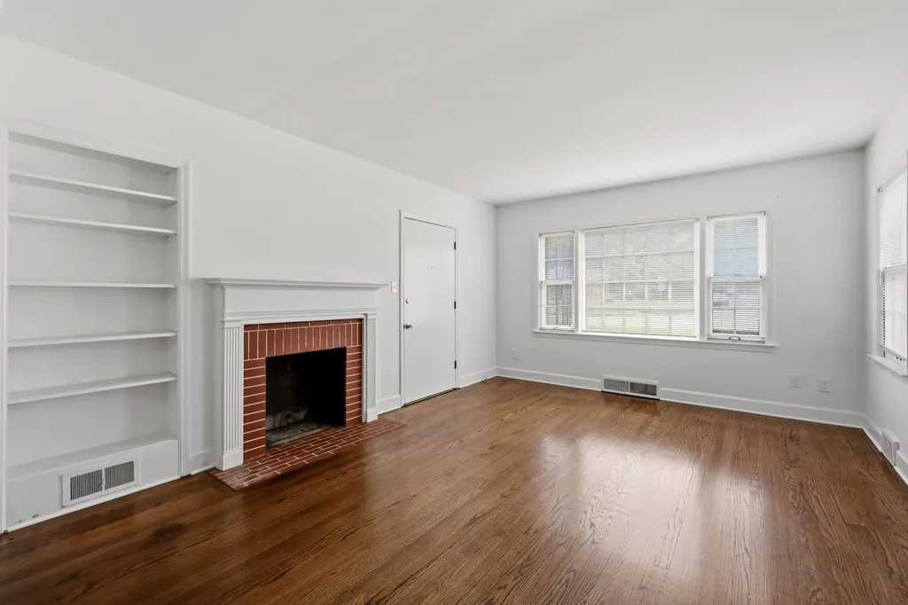1909 Fontaine Road Lexington KY 40502